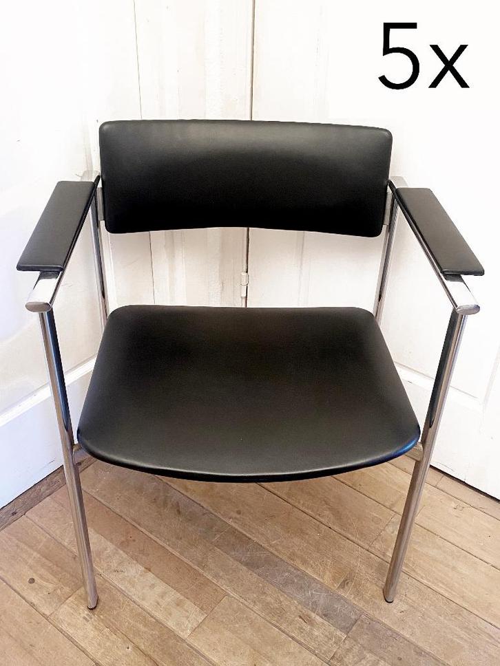 5 KIKI Mid-Century skai/chroom stoelen van Limari Tapiovaara, Huis en Inrichting, Stoelen, Gebruikt, Vijf, Zes of meer stoelen