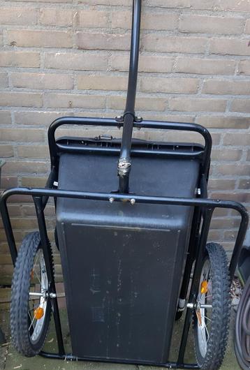 Fiets-viskar beschikbaar voor biedingen