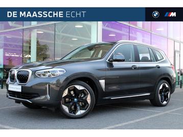 BMW iX3 High Executive / Adaptieve LED / Sportstoelen / Head beschikbaar voor biedingen
