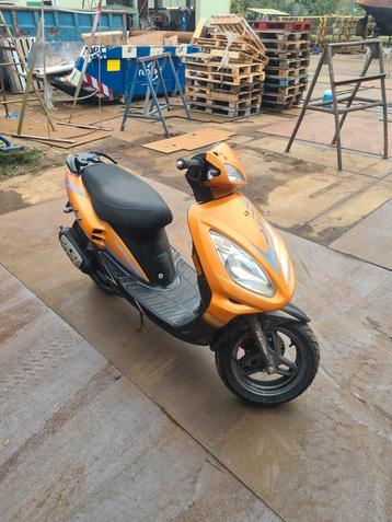 Scooter  2t sym jet  beschikbaar voor biedingen