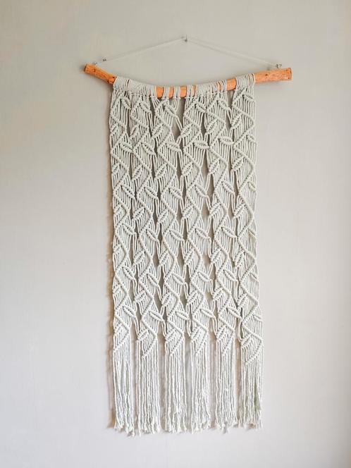 Boho Ibiza macramé wandhanger saliegroen – handgemaakt75x133, Huis en Inrichting, Woonaccessoires | Wanddecoraties, Zo goed als nieuw