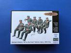 Masterbox	35137	German Infantry halftrack riders 1/35, Ophalen of Verzenden, Nieuw, 1:35 tot 1:50