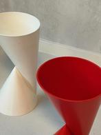 Paul Baars vazen Vase2 design vaas 1997 rood wit prijs p/st, Kunststof, Gebruikt, Minder dan 50 cm, Nvt