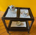 Theetafel teakhout op wieltjes, Ophalen, Gebruikt