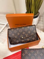 Nieuwe Schoudertas in Doos, Ophalen of Verzenden, Nieuw, Bruin, Schoudertasje