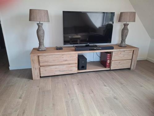 Tv-kast van hout - Zo goed als nieuw!, Huis en Inrichting, Kasten | Televisiemeubels, Zo goed als nieuw, Minder dan 100 cm, 150 tot 200 cm