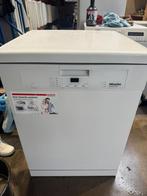 Miele Vaatwasser schoon garantie bezorging, Witgoed en Apparatuur, Vaatwasmachines, Gebruikt, Voorspoelprogramma, Ophalen of Verzenden