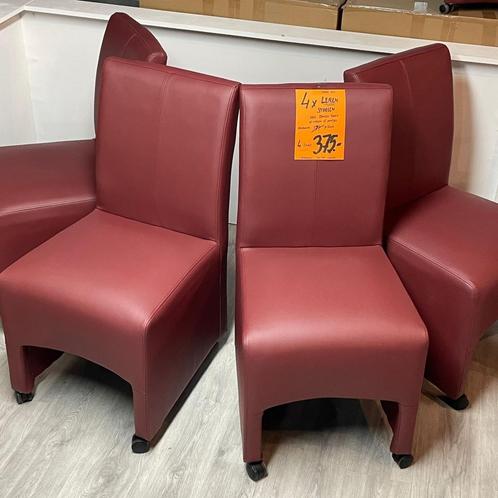Super deal: 4 LEREN stoelen op wieletjes slechts €375,-, Huis en Inrichting, Stoelen, Nieuw, Vier, Leer, Rood, Ophalen