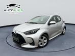 Toyota Yaris 1.5 Hybrid Comfort Cruise controle Automaat, Auto's, Toyota, Automaat, Stof, Gebruikt, Zwart