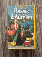 Bassie & Adriaan - Op Stap Met VHS, Alle leeftijden, Ophalen of Verzenden, Gebruikt, Nederlandstalig