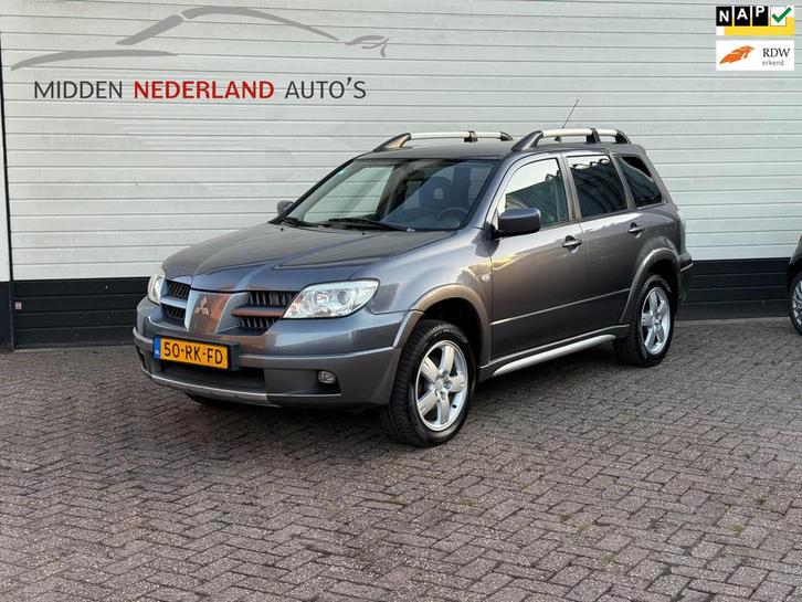 Mitsubishi Outlander 2.0 Invite plus * APK 2026 * TREKHAAK *, Auto's, Mitsubishi, Bedrijf, Te koop, Outlander, 4x4, ABS, Airbags