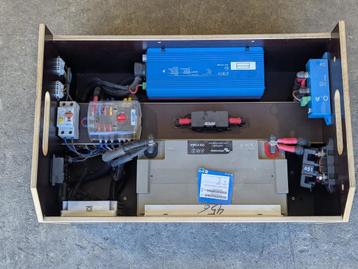 Victron omvormer 1200va - 110ah accu - compleet pakket beschikbaar voor biedingen