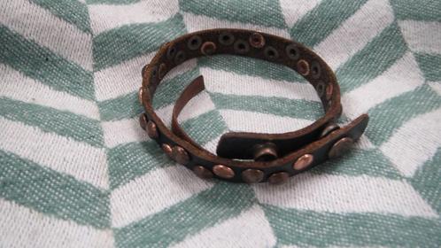 Leuk leren, vintage armbandje Cowboysbelt, met koper kleurig, Sieraden, Tassen en Uiterlijk, Armbanden, Gebruikt, Leer, Bruin
