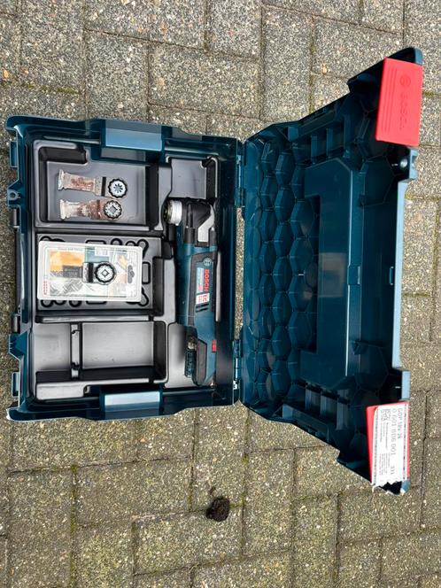 Bosch GOP 18V-28 Professional multitool set + 2 accu’s, Doe-het-zelf en Verbouw, Gereedschap | Zaagmachines, Zo goed als nieuw