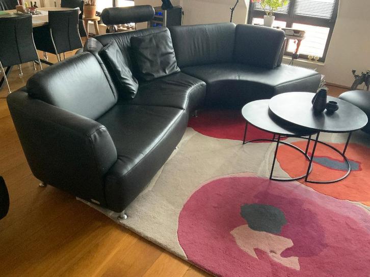 Te Koop: Zwart Leren zitbank van FM Muster, Huis en Inrichting, Banken | Bankstellen, Gebruikt, Hoekbank, Vierpersoons of meer