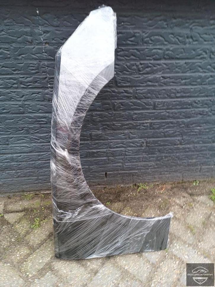 Audi A4 8W B9 Facelift 19-24 Zijscherm Spatbord Scherm Recht, Auto-onderdelen, Carrosserie en Plaatwerk, Audi, Voor, Rechts, Gebruikt