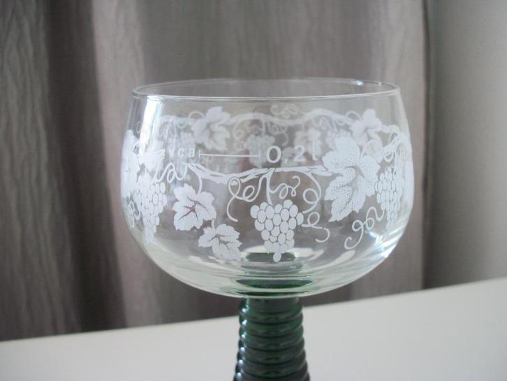 4 Roemer Wijnglazen met Groene Voet - Vintage - zgan, Huis en Inrichting, Keuken | Servies, Zo goed als nieuw, Glas of Glazen