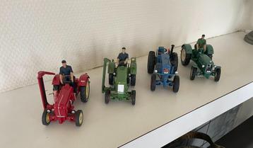 Collectie miniatuur oldtimer tractors – schaal 1:32  beschikbaar voor biedingen