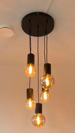 Zwarte hanglamp inclusief bollen, Huis en Inrichting, Lampen | Hanglampen, Modern, Ophalen of Verzenden, Metaal, Zo goed als nieuw