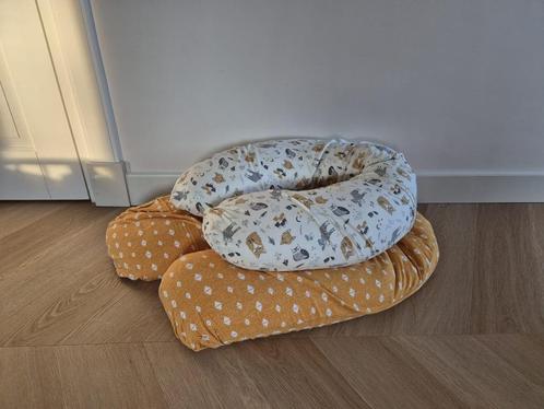 Voedingskussen / zwangerschapskussen, Kinderen en Baby's, Babyvoeding en Toebehoren, Zo goed als nieuw, Voedingskussen, Ophalen