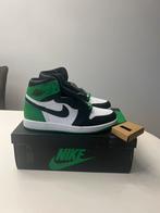 Jordan 1 Retro High OG Lucky Green EU 42,5, Kleding | Heren, Schoenen, Overige kleuren, Nieuw, Ophalen of Verzenden, Sneakers of Gympen