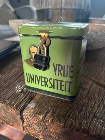 Oude Vrije Universiteit Spaarpot beschikbaar voor biedingen