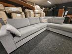 Hoekbank - Lichtgrijs, 125 cm of meer, 125 cm of meer, Zo goed als nieuw, Info@homefriesland.nl