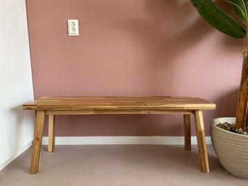 Ikea Skogsta houten bankje beschikbaar voor biedingen