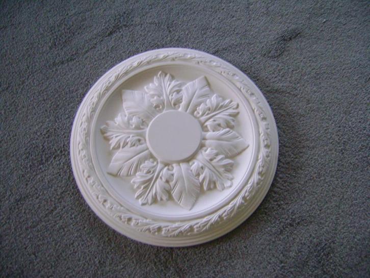 Nieuwe gipsdecoratie.Cavendish rozet wit.36cm diameter, Doe-het-zelf en Verbouw, Plinten en Afwerking, Nieuw, Overige typen, Overige materialen