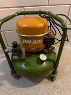 Super stil jun air compressor 100% goed, Doe-het-zelf en Verbouw, Compressors, Ophalen, Gebruikt, 6 tot 10 bar, Minder dan 200 liter/min