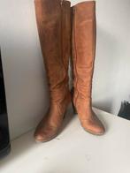 Dameslaarzen Maat 38 Nubuck, Kleding | Dames, Schoenen, Hoge laarzen, Bruin, Ophalen of Verzenden, Onbekend
