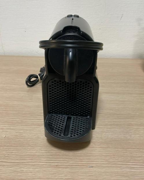 Magimix-Nespresso -Inissia-Zwart, Witgoed en Apparatuur, Koffiezetapparaten, Zo goed als nieuw, Koffiemachine, Ophalen of Verzenden