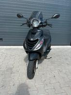 Piaggio zip 25 4t 2013  12.184km gelopen, Fietsen en Brommers, Scooters | Piaggio, Ophalen, Zo goed als nieuw, Zip