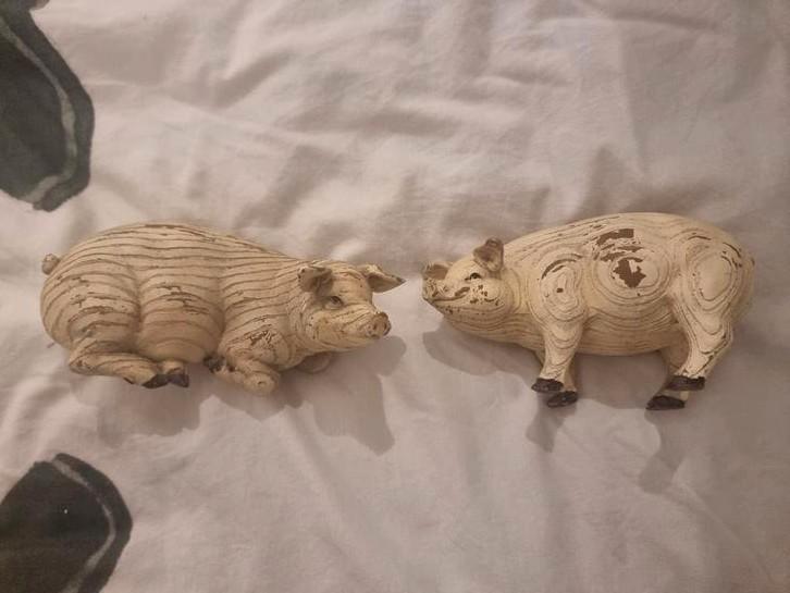 Leuke decoratieve beeldjes van varkens, Verzamelen, Beelden en Beeldjes, Zo goed als nieuw, Dier, Verzenden