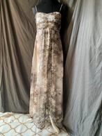 Maxi jurk sweetheart beige maat M Imitz, Kleding | Dames, Ophalen of Verzenden, Zo goed als nieuw, Beige, Onder de knie