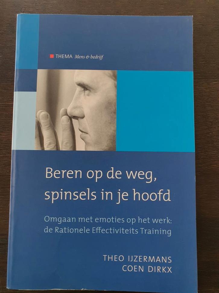 Theo IJzermans - Beren op de weg, spinsels in je hoofd, Boeken, Psychologie, Zo goed als nieuw, Ophalen