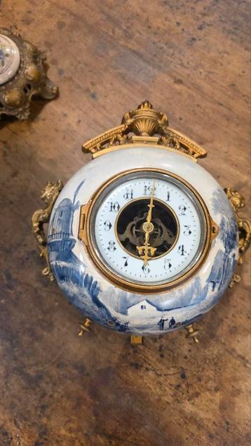 Bakkersklok porselein beschikbaar voor biedingen