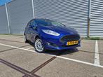 Ford Fiesta Titanium Airco/Navi, Auto's, Voorwielaandrijving, Blauw, 100 pk, Origineel Nederlands