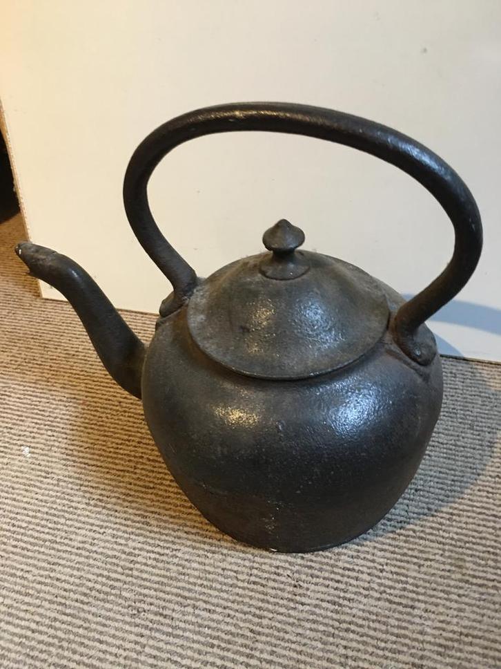 Oude Gietijzeren Waterketel - Decoratief, Antiek en Kunst, Antiek | Keukenbenodigdheden, Ophalen