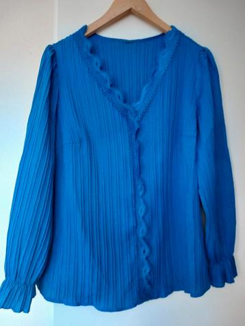 2xnieuwe damesblouse beschikbaar voor biedingen