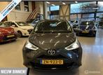 Toyota Aygo 1.0 VVT-i x-joy Camera|Bluetooth|PDC|CarPlay|NAP, Auto's, Voorwielaandrijving, Gebruikt, Euro 6, 4 stoelen