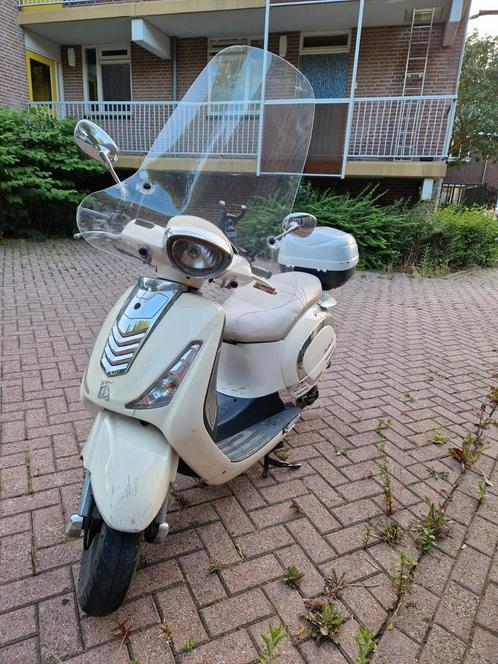 45km Benzhou scooter zonder uitlaat, Fietsen en Brommers, Scooters | Overige merken, Gebruikt, Ophalen