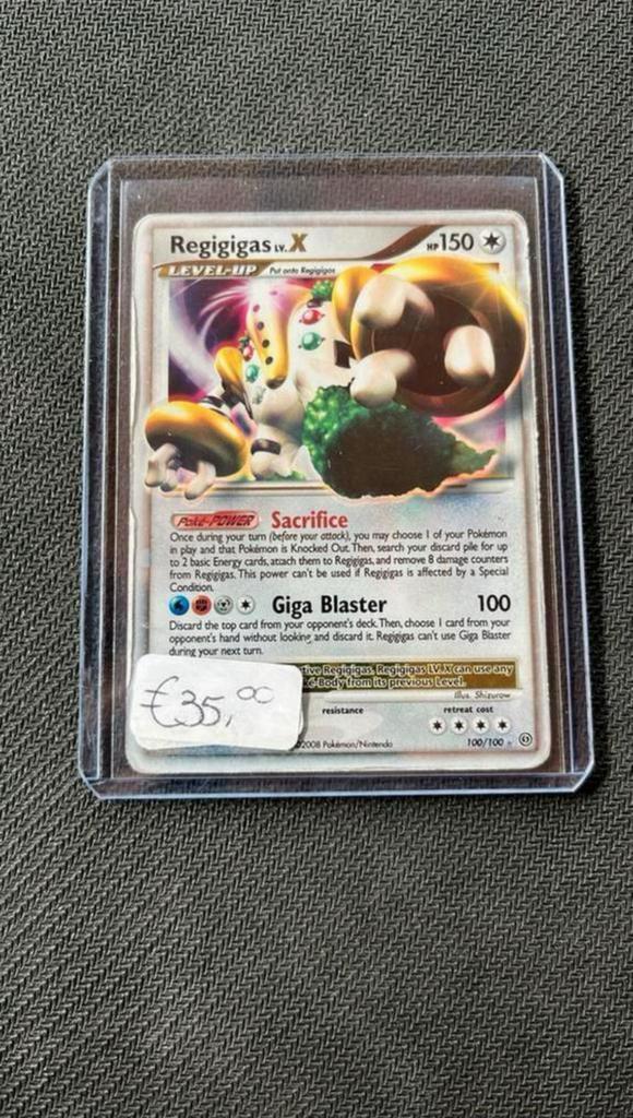 Regigigas - Pokemon, Hobby en Vrije tijd, Verzamelkaartspellen | Pokémon, Zo goed als nieuw, Ophalen of Verzenden