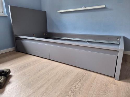 MALM Bedframe 90x200 met Lades - Grijs Gelazuurd, Huis en Inrichting, Slaapkamer | Bedden, Zo goed als nieuw, Eenpersoons, 90 cm