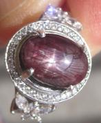 Robijn 7,5 karaat %100 natuurlijk mooie design zilver ring, Ophalen, Zo goed als nieuw, 17 tot 18, Met edelsteen