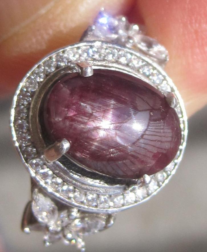 Robijn 7,5 karaat %100 natuurlijk mooie design zilver ring, Sieraden, Tassen en Uiterlijk, Ringen, Zo goed als nieuw, Dame, 17 tot 18