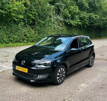 Volkswagen Polo 1.0 TSI 70KW 3D Bluemotion 2015 Zwart beschikbaar voor biedingen