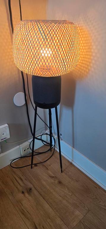 Sonos bluetooth speaker lamp beschikbaar voor biedingen