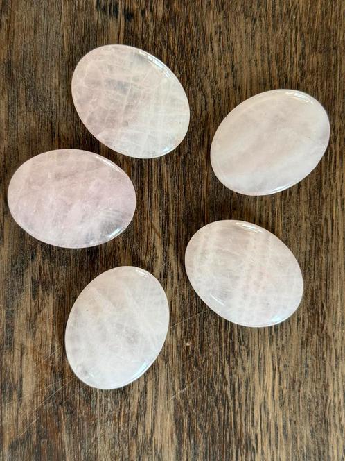 Rozenkwarts  worrystones | duimstenen, Verzamelen, Mineralen en Fossielen, Mineraal, Ophalen of Verzenden