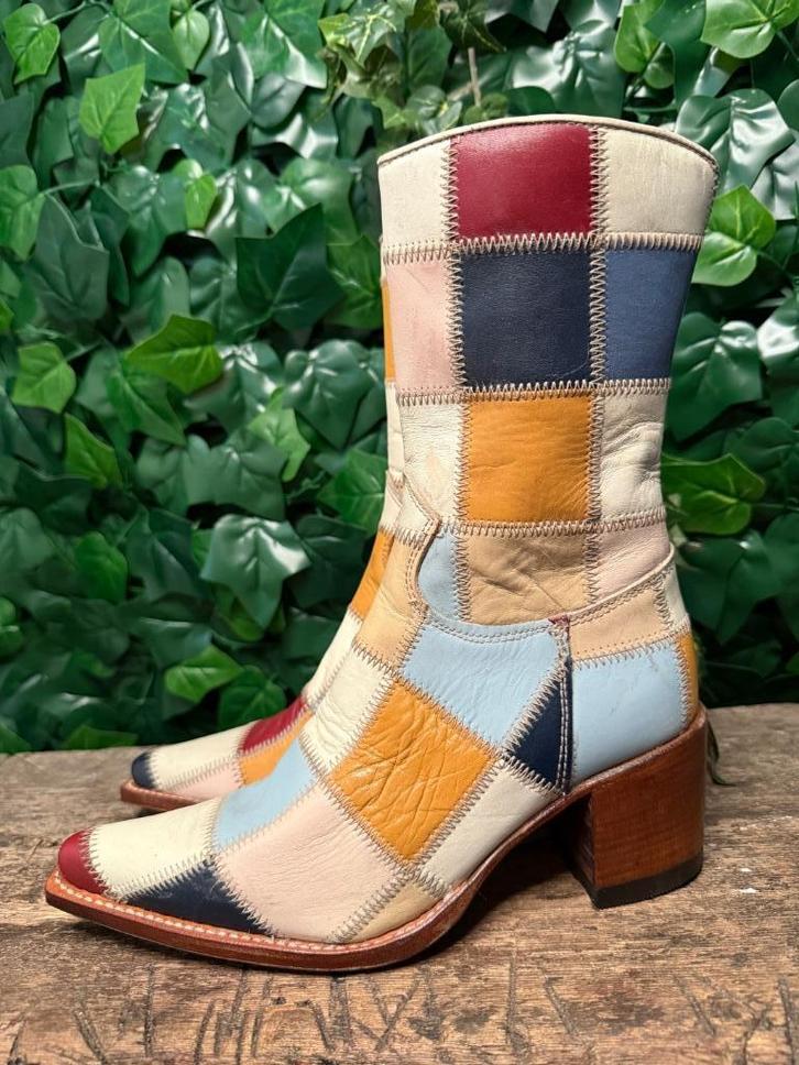 Nieuwe gave vintage patchwork van sendra maat 36, Kleding | Dames, Schoenen, Nieuw, Lage of Enkellaarzen, Overige kleuren, Ophalen of Verzenden